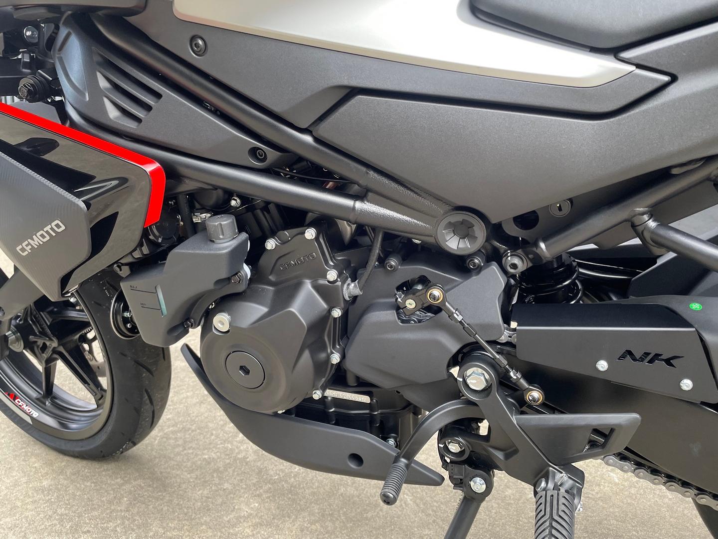 2026 CFMOTO 450 NK ROAD