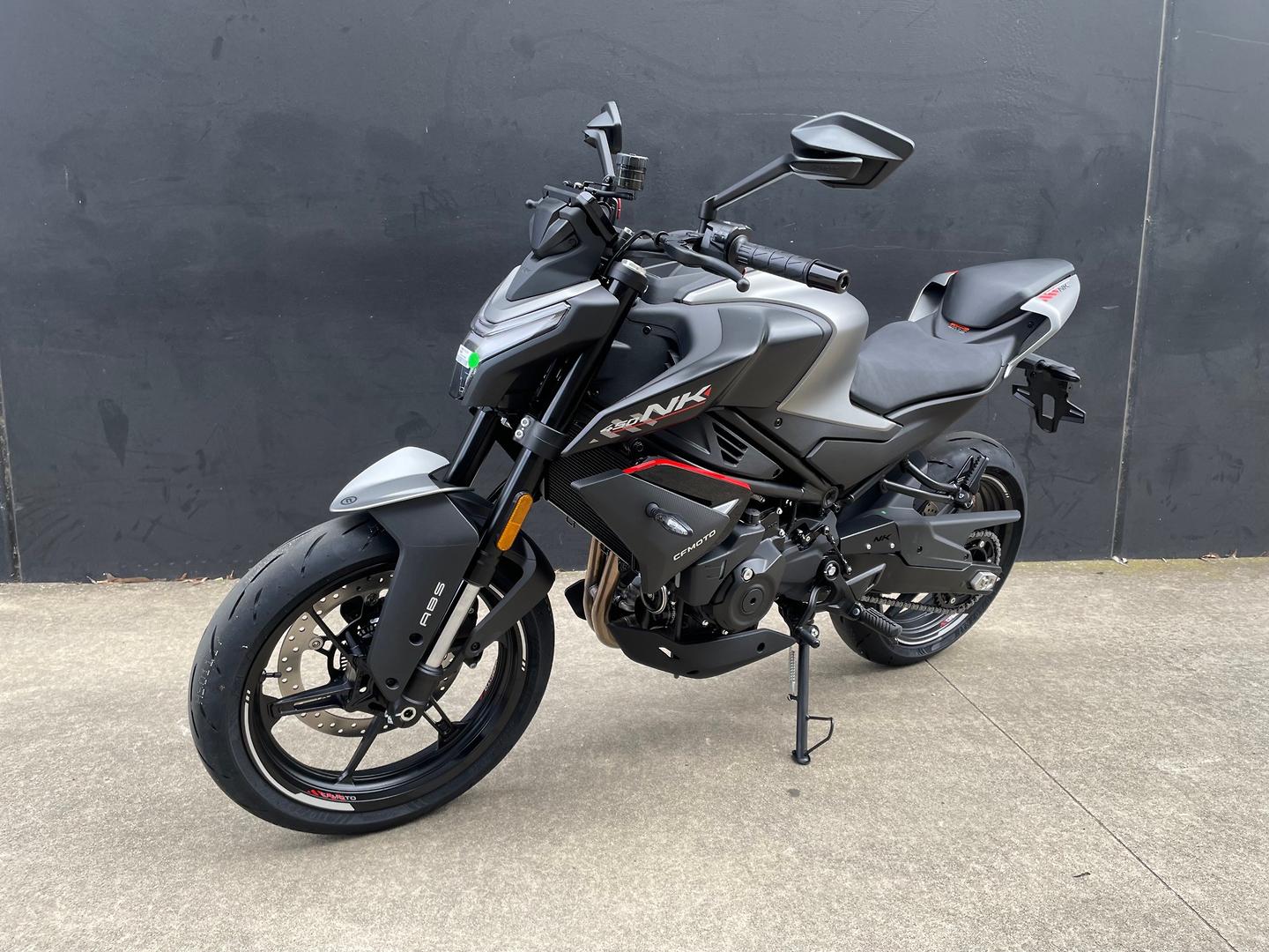 2026 CFMOTO 450 NK ROAD