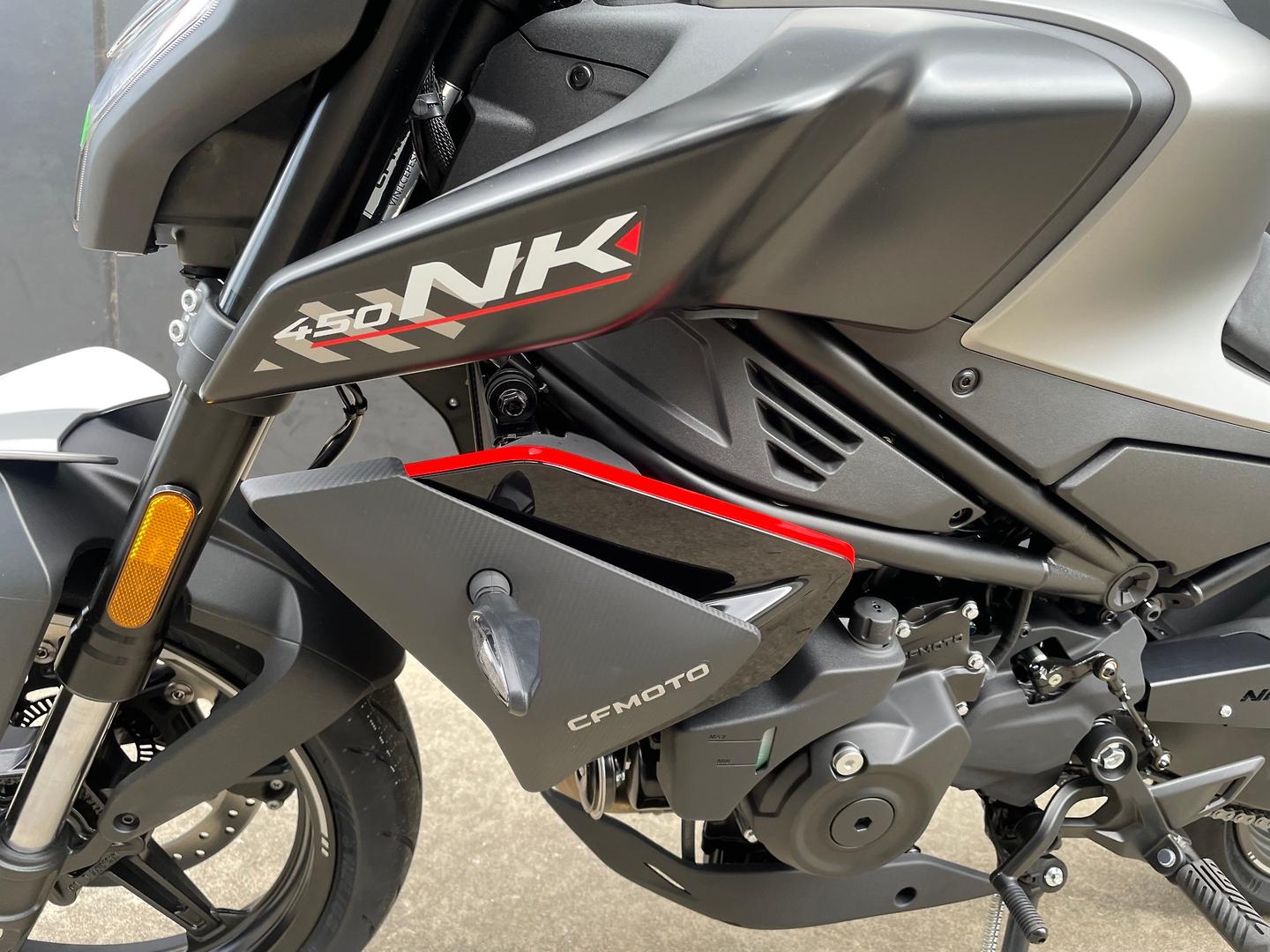 2026 CFMOTO 450 NK ROAD