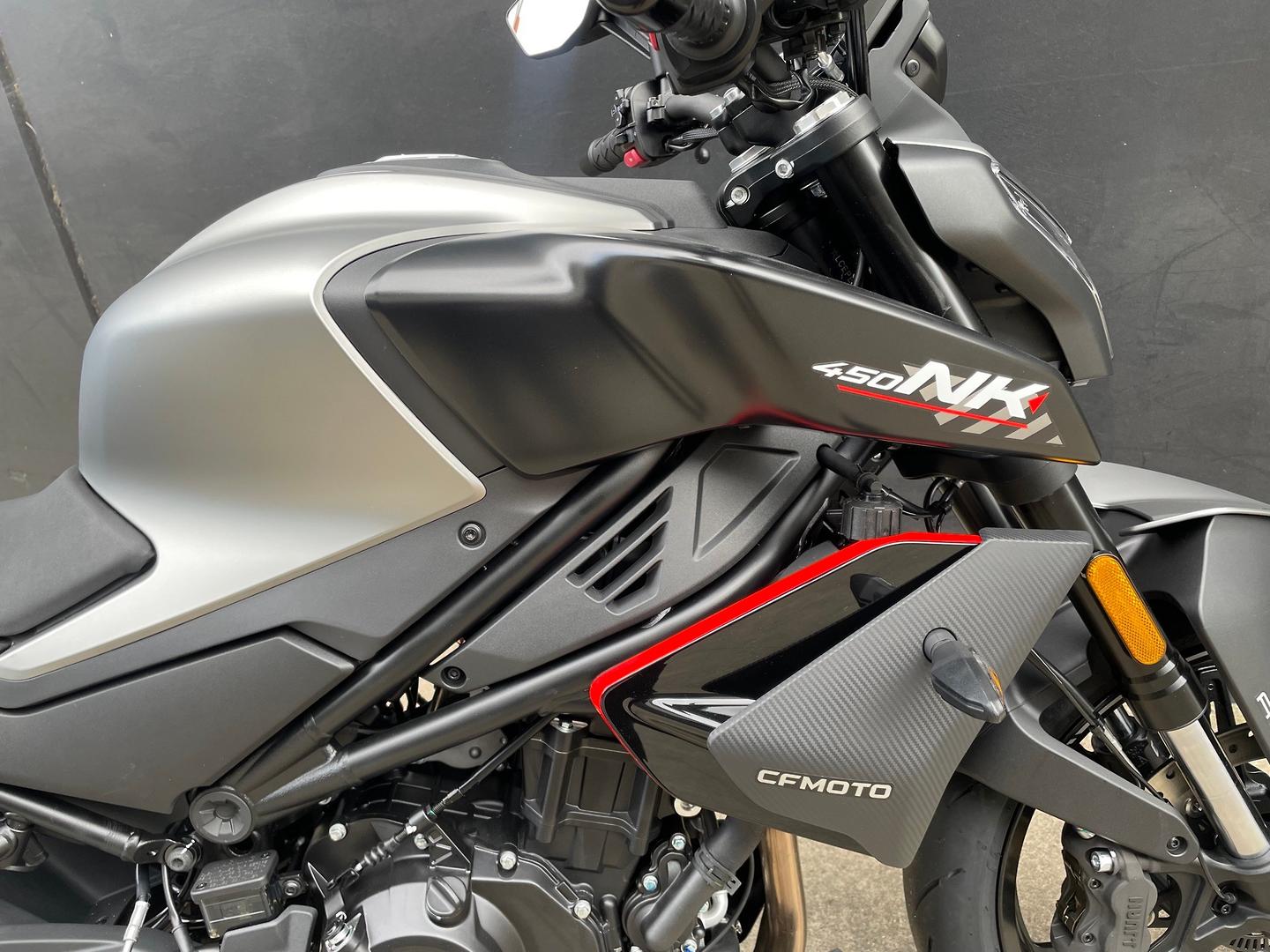 2026 CFMOTO 450 NK ROAD