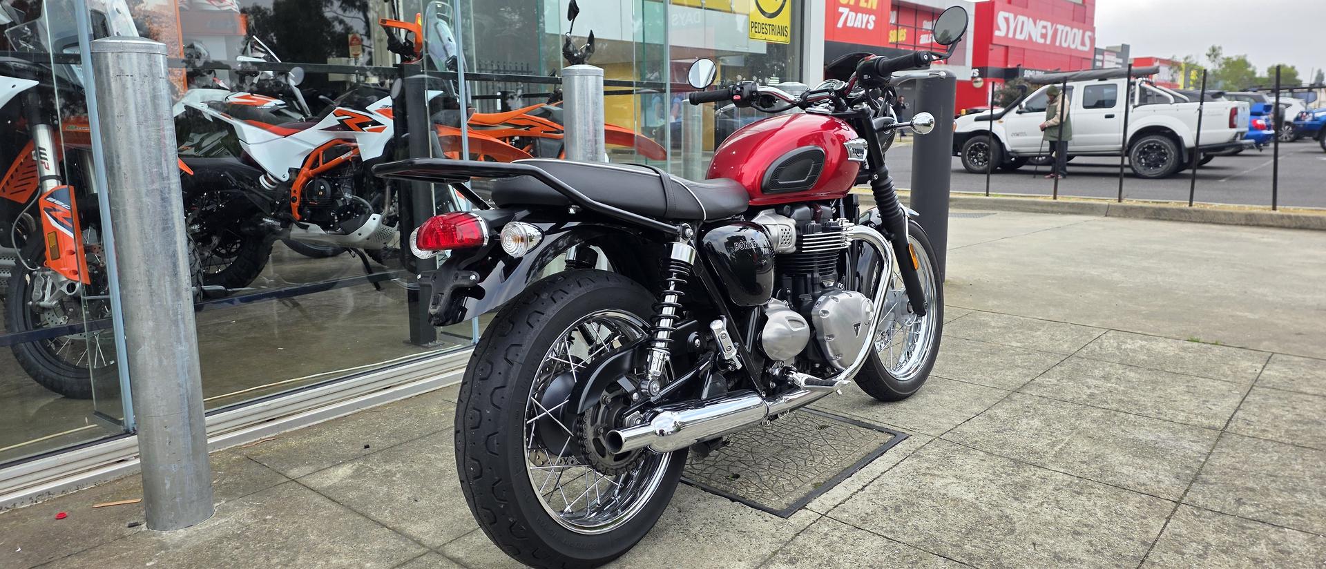 2019 TRIUMPH BONNEVILLE T100 ROAD