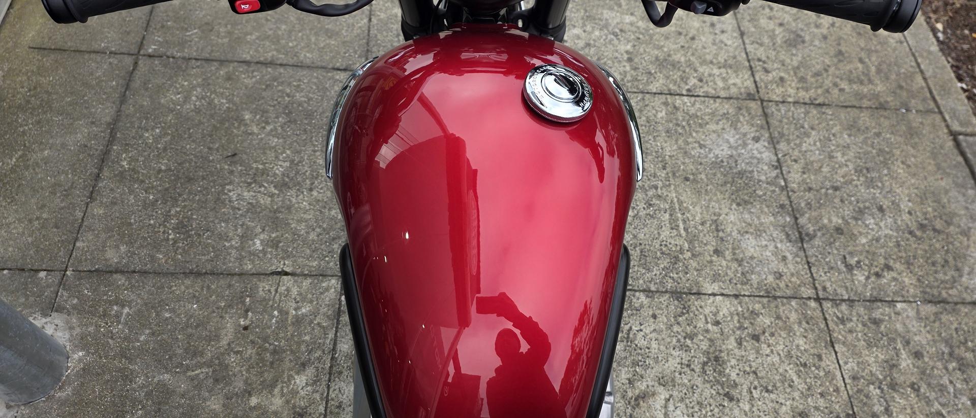 2019 TRIUMPH BONNEVILLE T100 ROAD