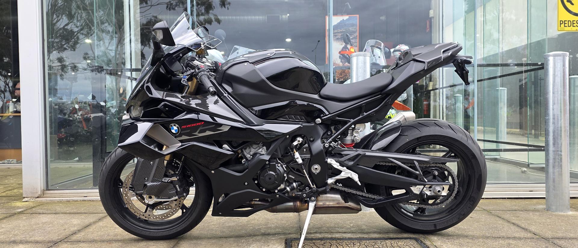 2025 BMW M 1000 RR SPORTS