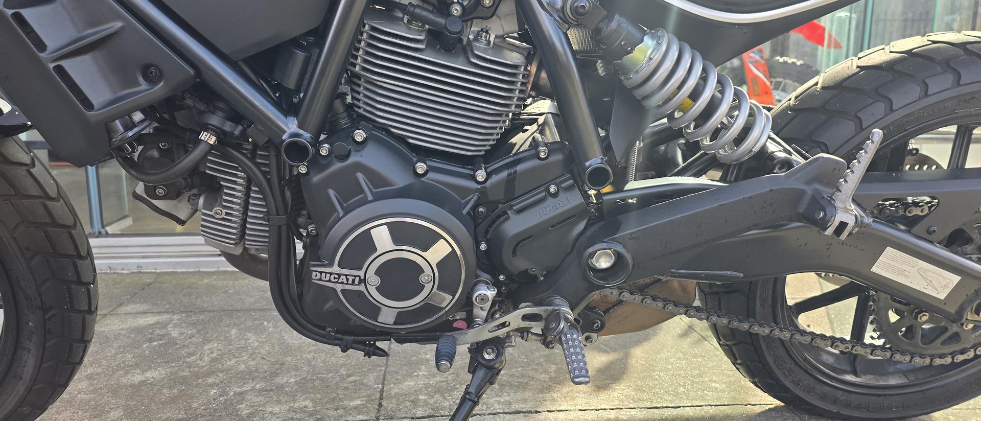 2018 DUCATI SCRAMBLER SIXTY2 SPORTS