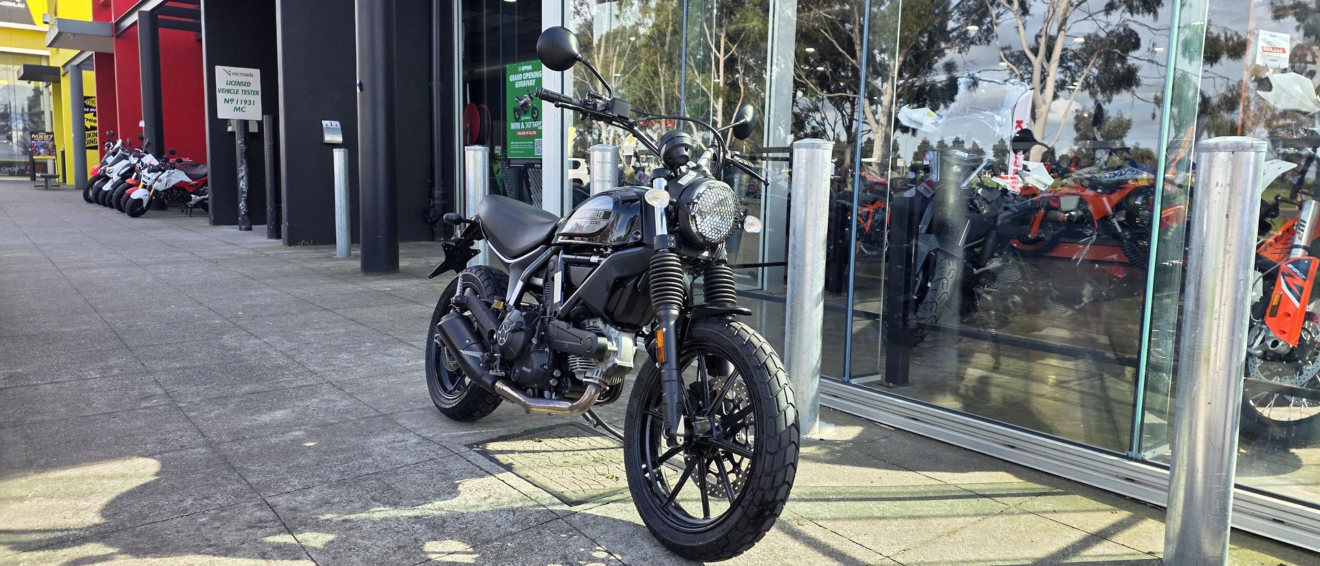 2018 DUCATI SCRAMBLER SIXTY2 SPORTS
