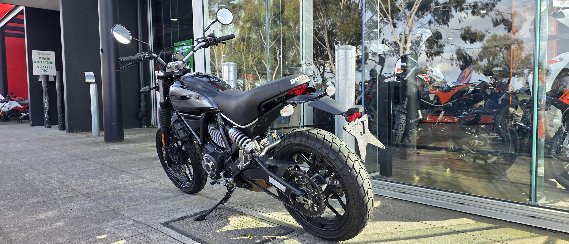 2018 DUCATI SCRAMBLER SIXTY2 SPORTS