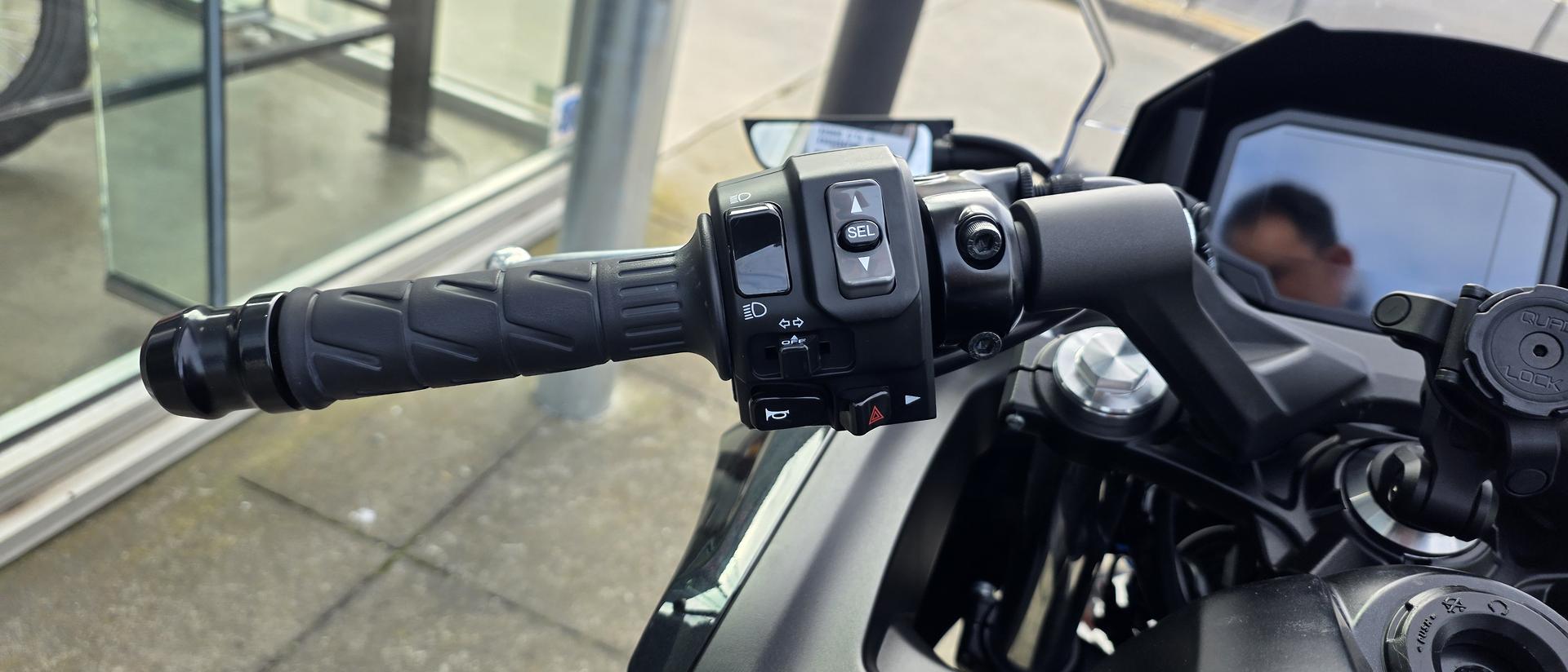 2025 KAWASAKI NINJA 650 SPORTS