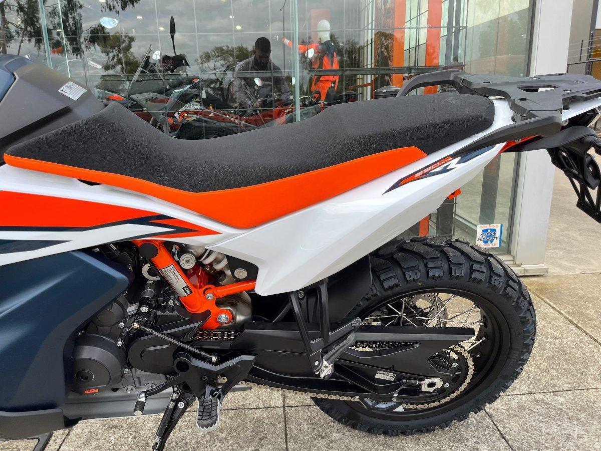 2024 KTM 890 ADVENTURE R DUAL SPORTS