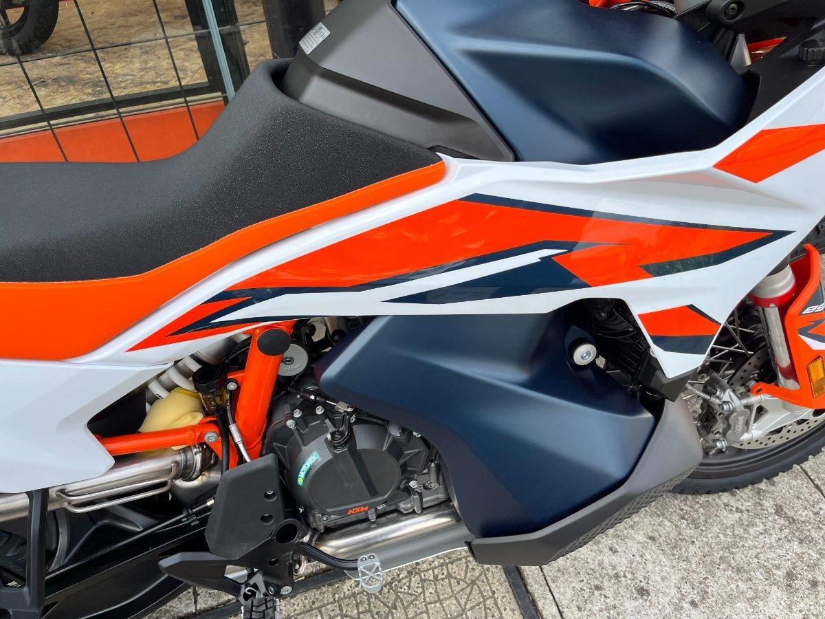 2024 KTM 890 ADVENTURE R DUAL SPORTS
