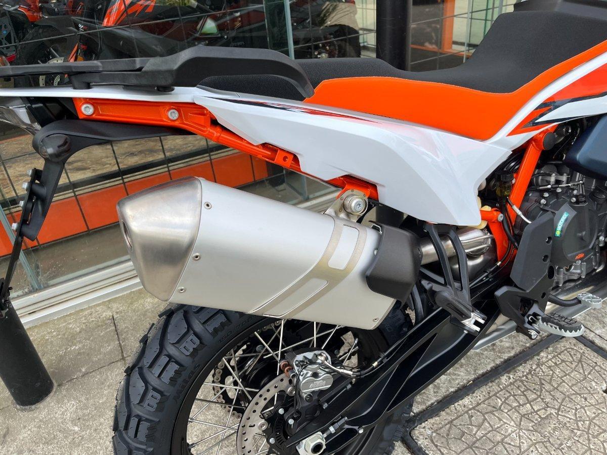 2024 KTM 890 ADVENTURE R DUAL SPORTS