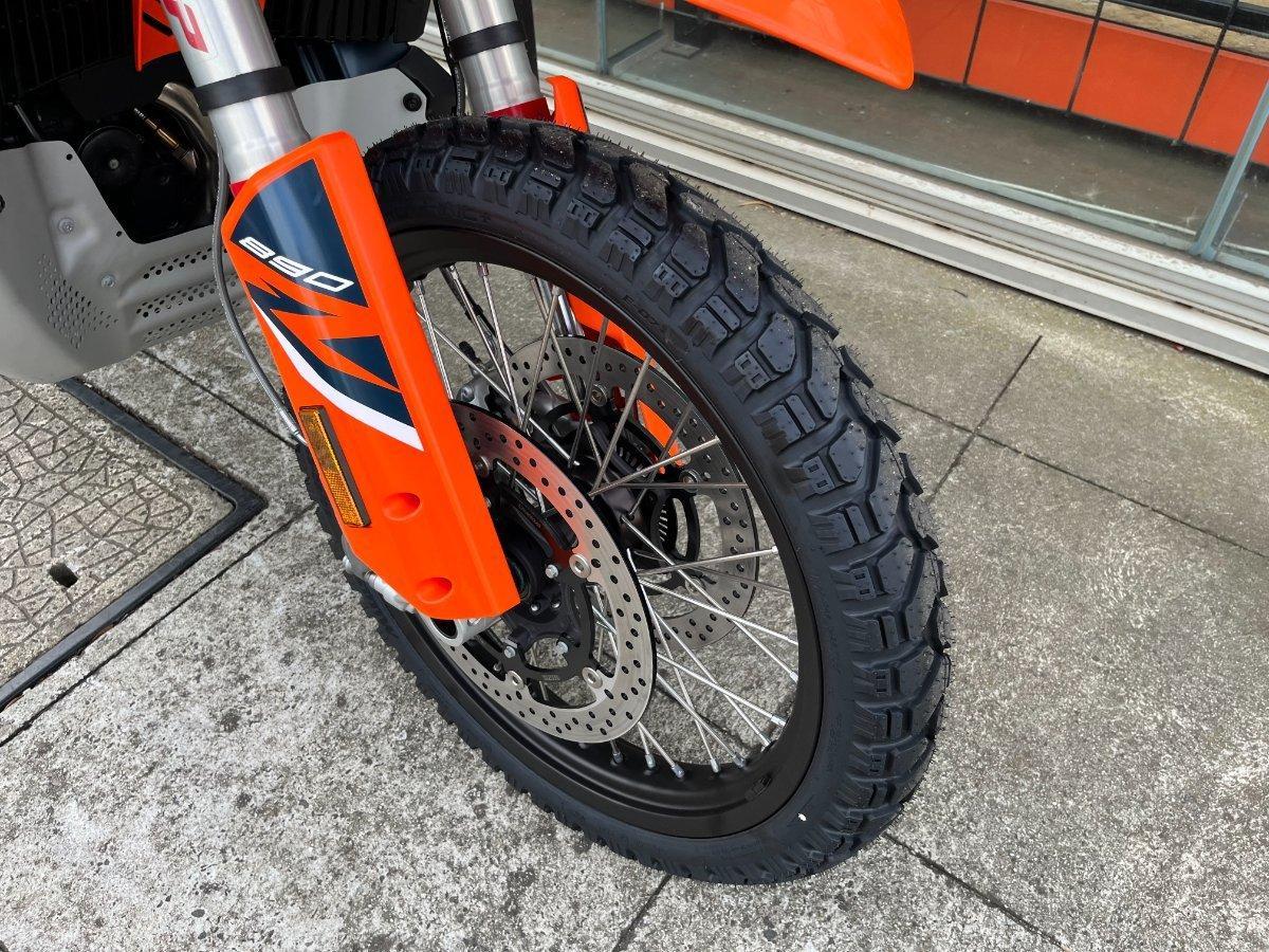 2024 KTM 890 ADVENTURE R DUAL SPORTS