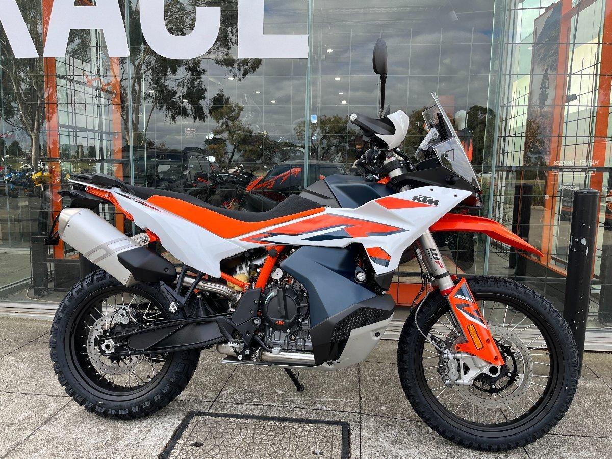 2024 KTM 890 ADVENTURE R DUAL SPORTS