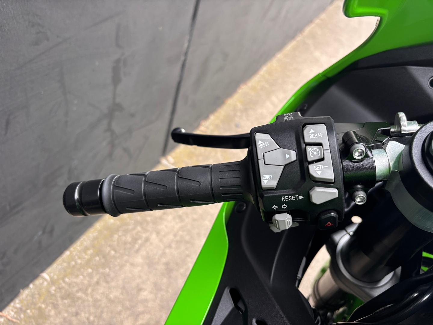 2026 KAWASAKI NINJA ZX-10R SPORTS