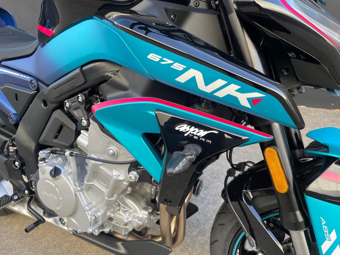 2026 CF MOTO 675 NK ROAD