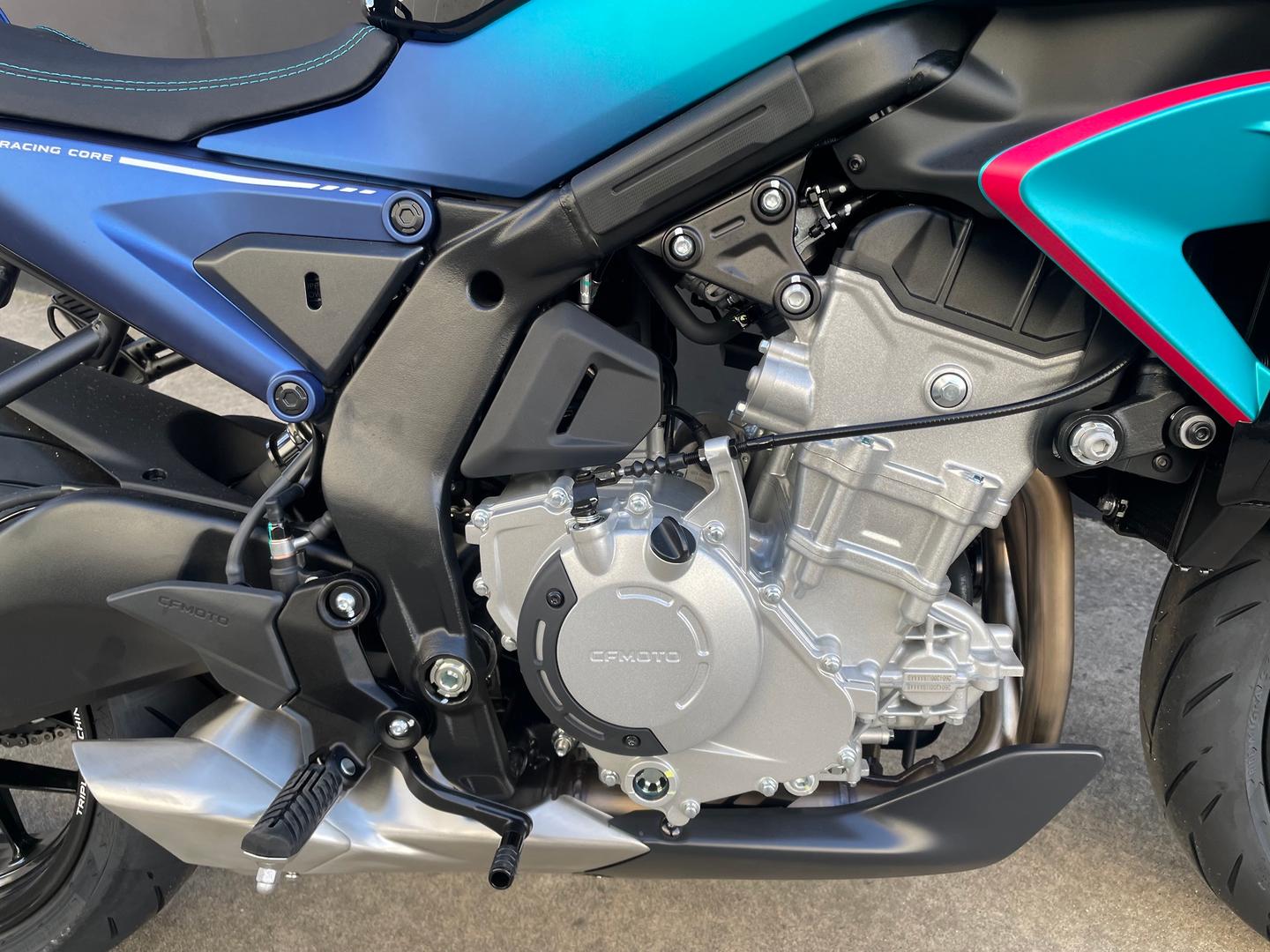 2026 CF MOTO 675 NK ROAD