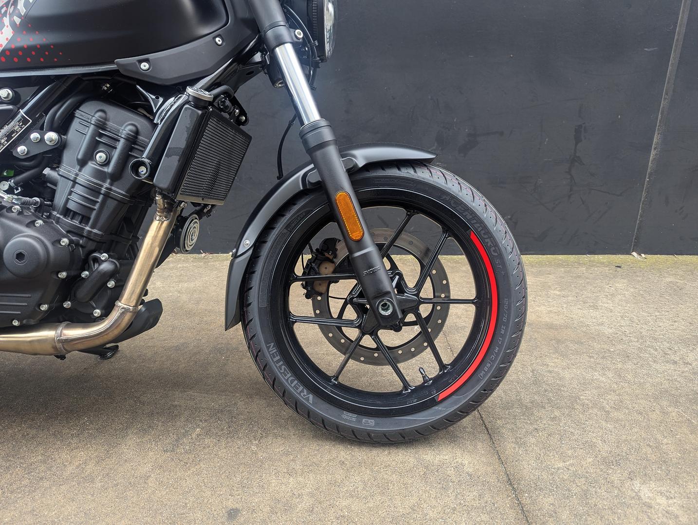 2026 ROYAL ENFIELD GUERILLA 450 ROAD