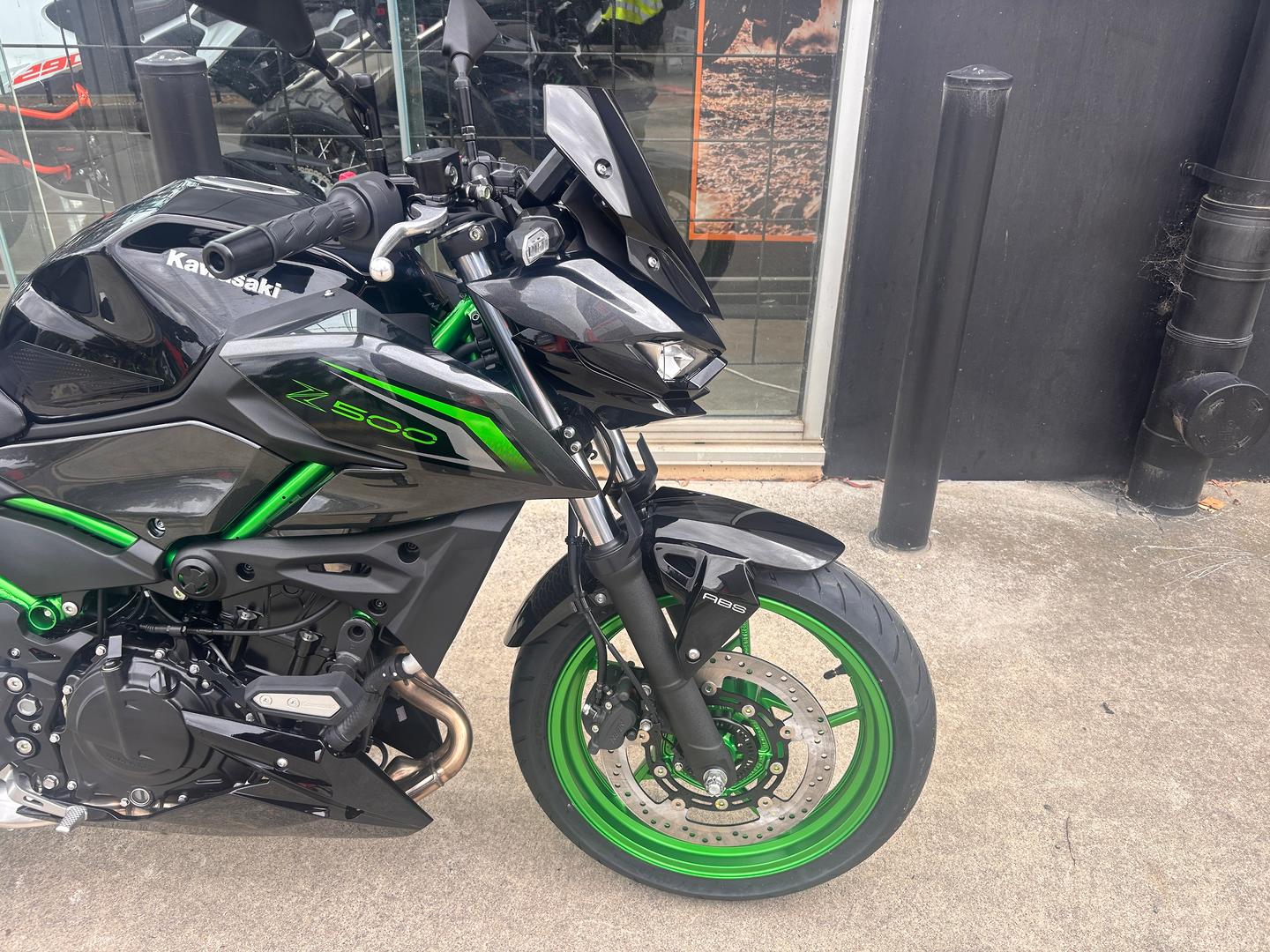 2026 KAWASAKI Z500 SE SPORTS