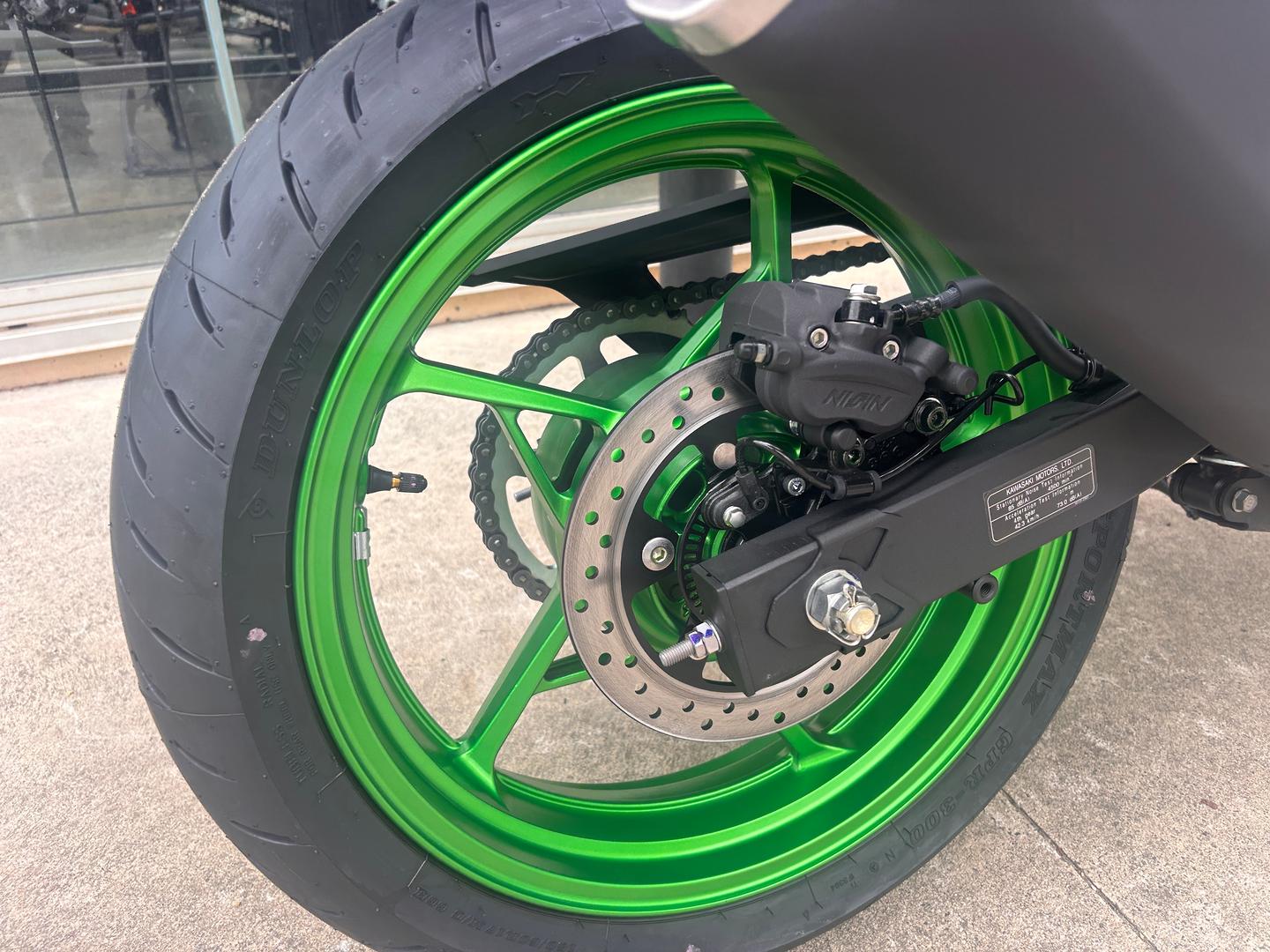 2026 KAWASAKI Z500 SE SPORTS