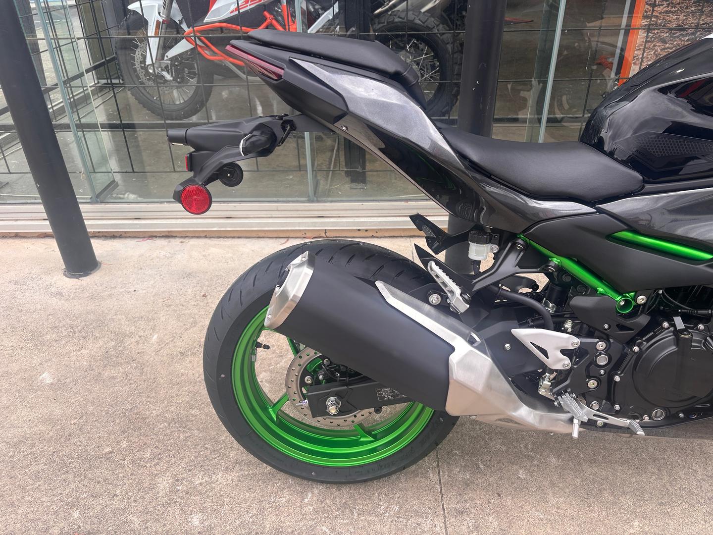 2026 KAWASAKI Z500 SE SPORTS