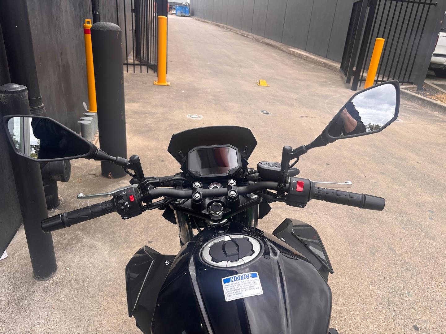 2026 KAWASAKI Z500 SE SPORTS
