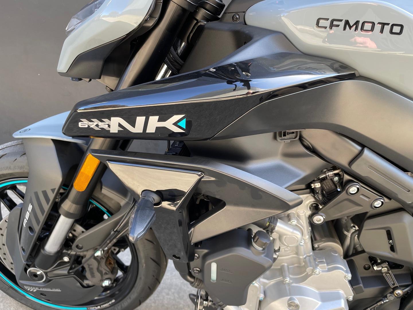 2026 CFMOTO 675 NK ROAD