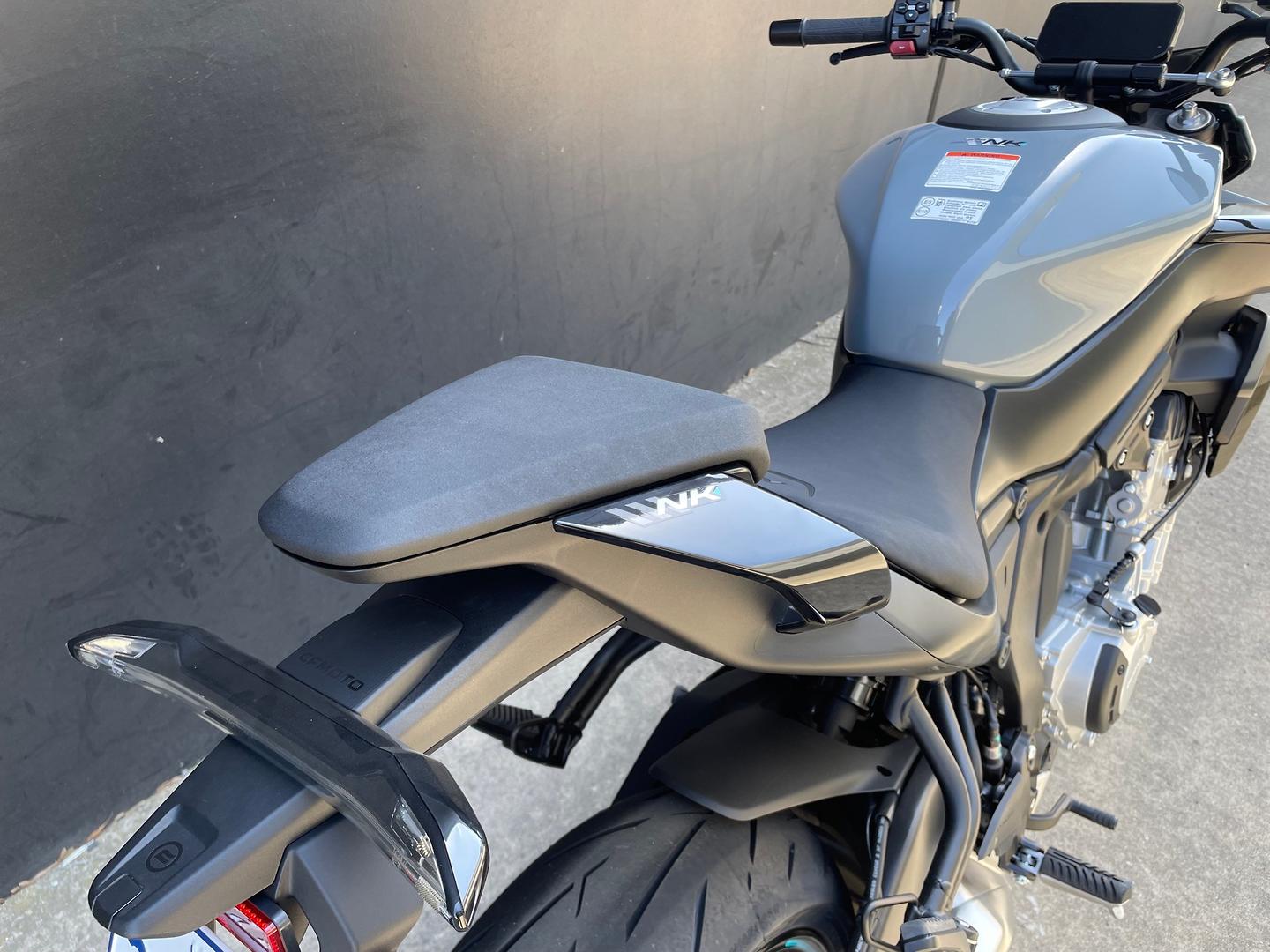 2026 CFMOTO 675 NK ROAD
