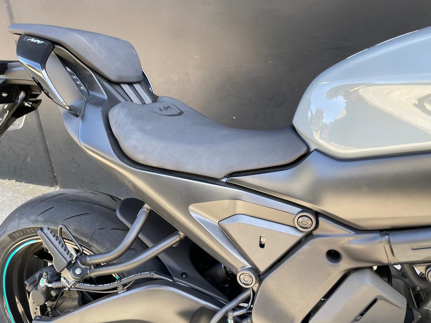2026 CFMOTO 675 NK ROAD