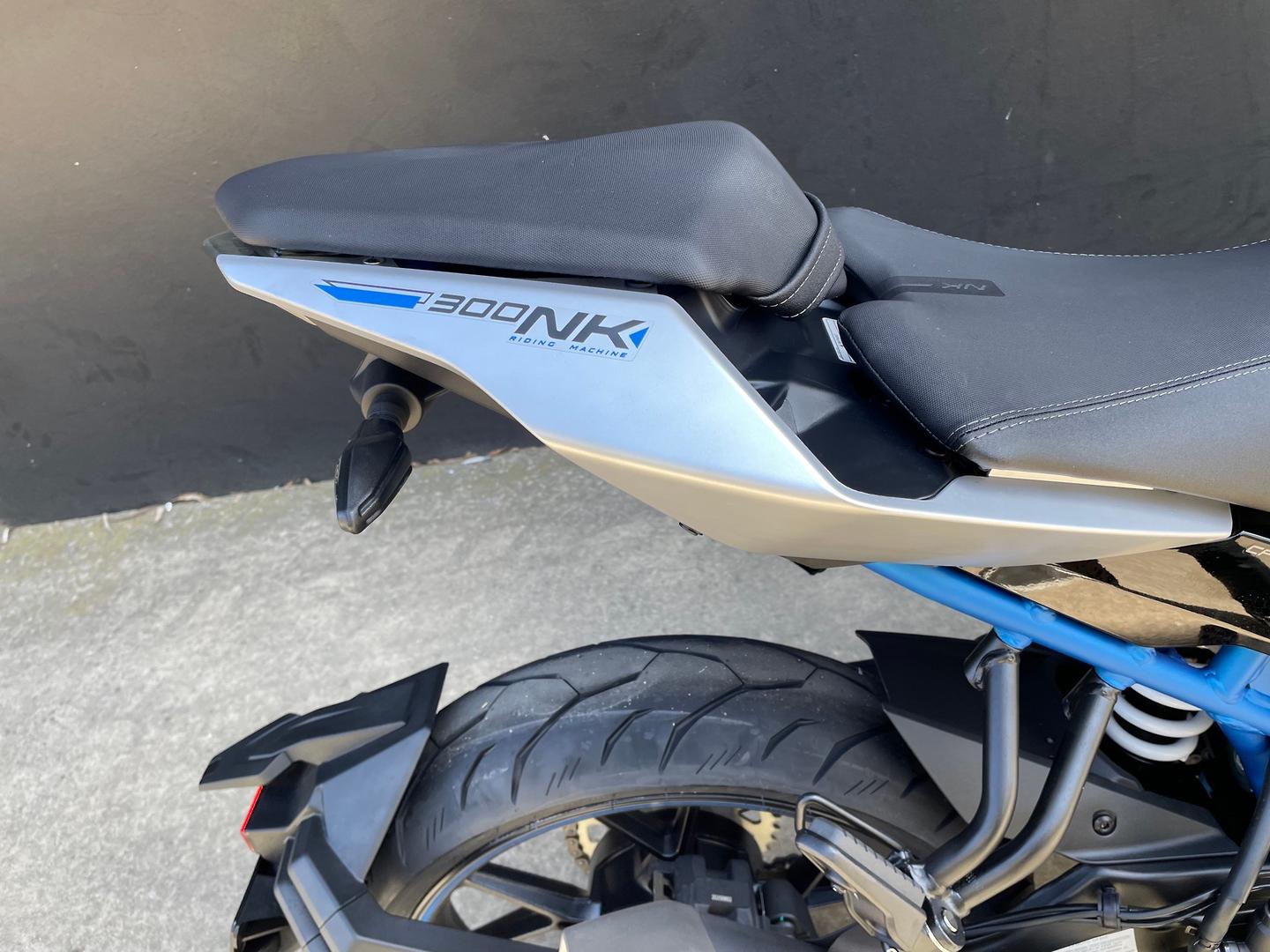 2026 CF MOTO 300 NK ABS ROAD