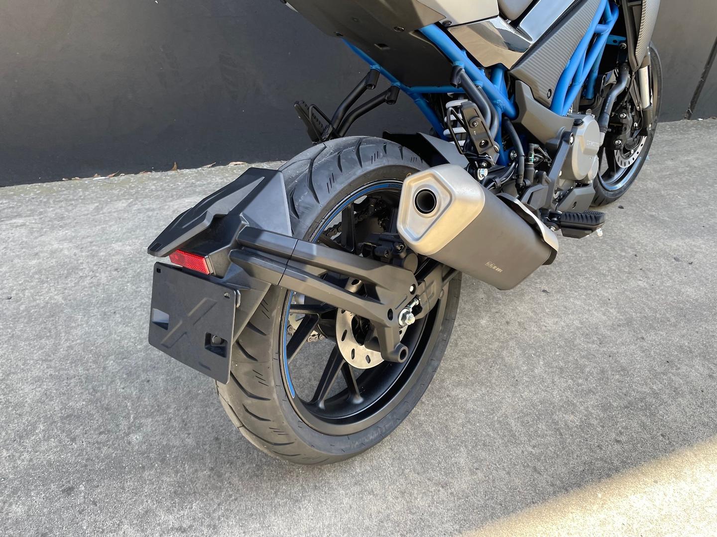 2026 CF MOTO 300 NK ABS ROAD