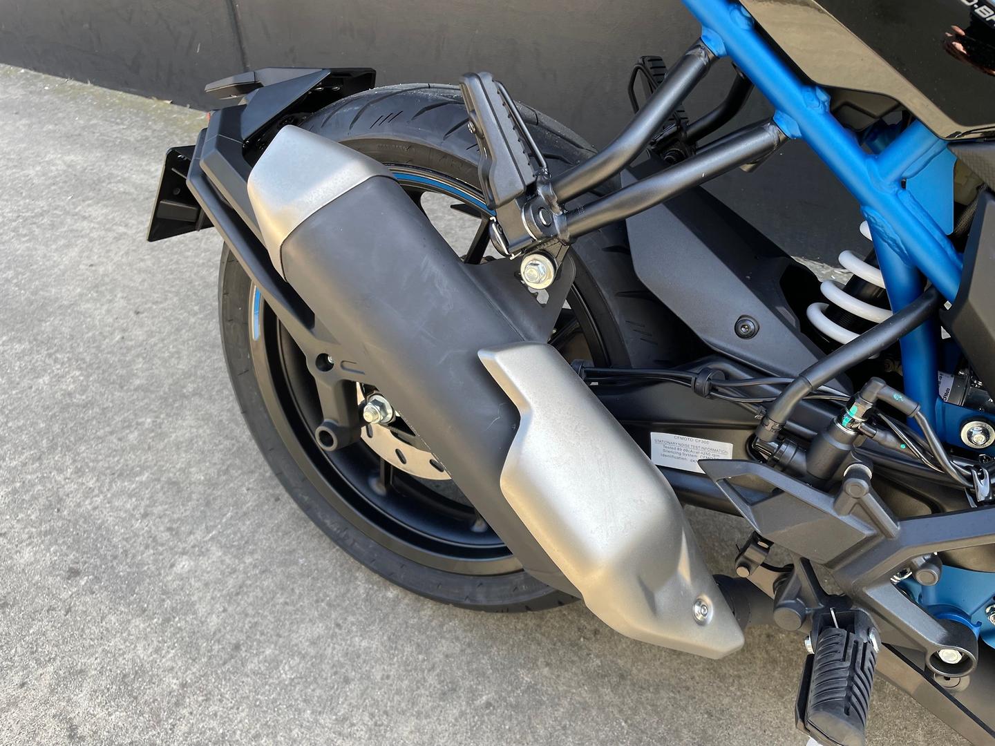 2026 CF MOTO 300 NK ABS ROAD