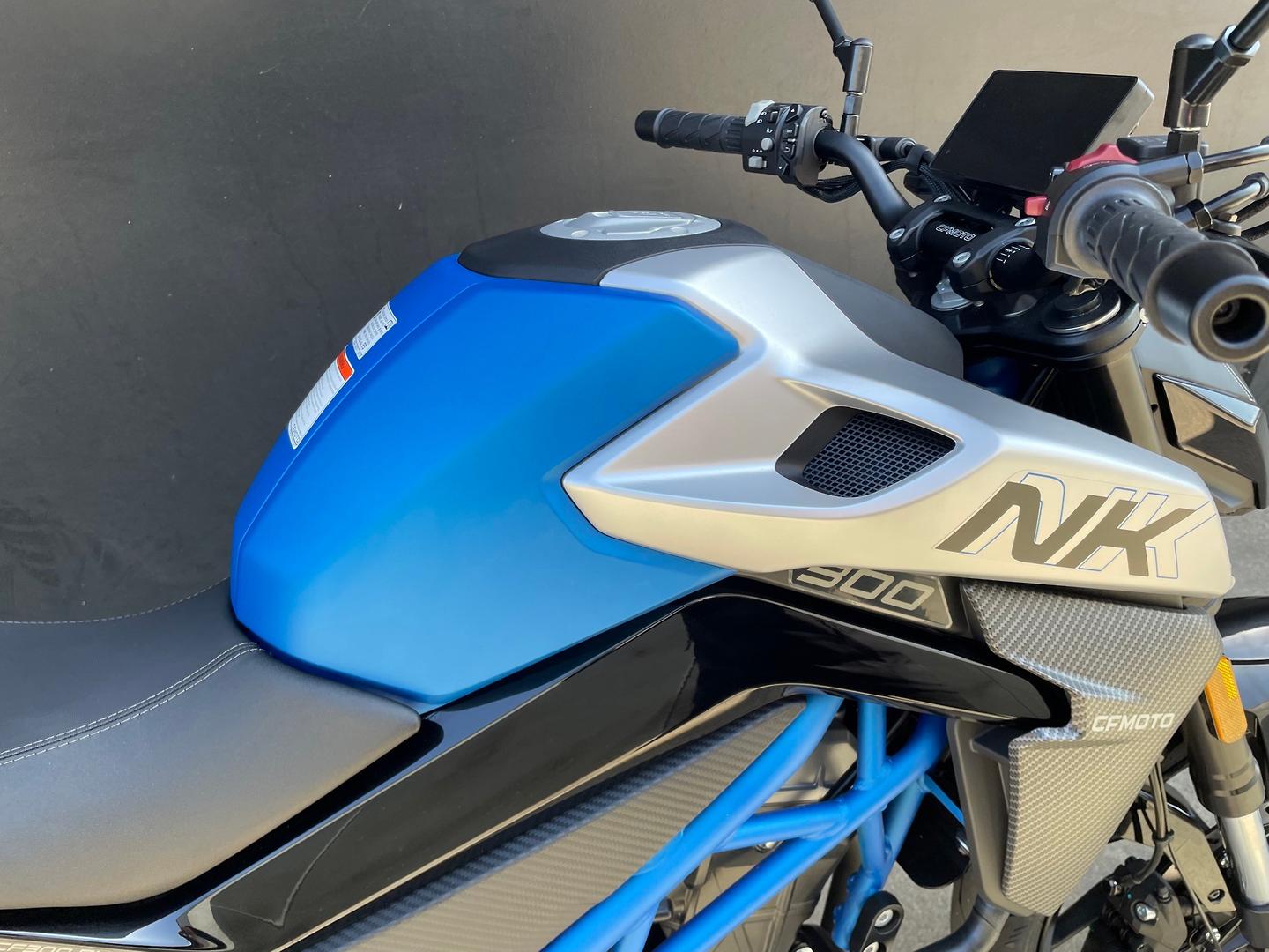 2026 CF MOTO 300 NK ABS ROAD