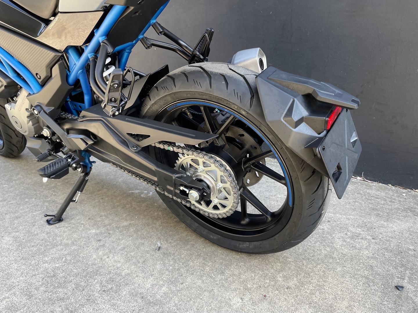 2026 CF MOTO 300 NK ABS ROAD