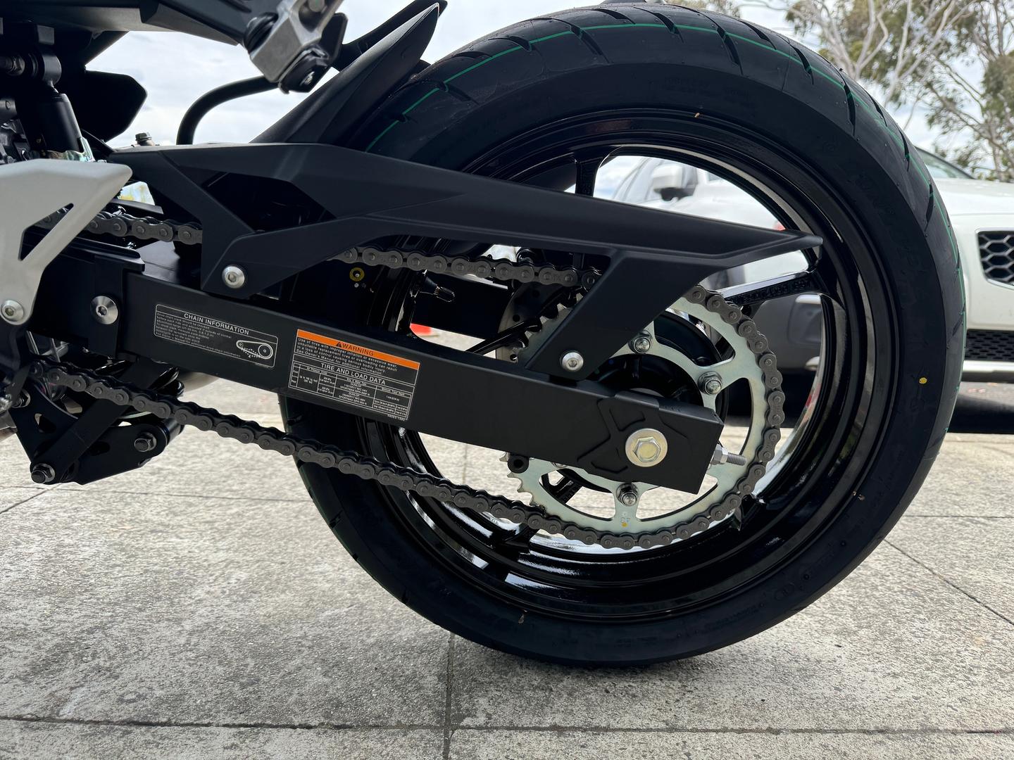 2024 KAWASAKI NINJA 500 SPORTS