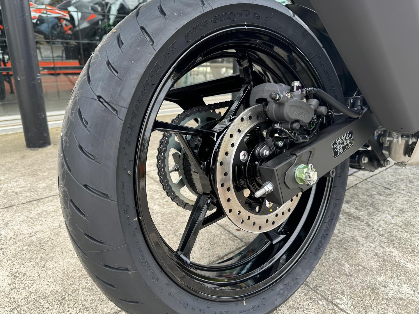 2024 KAWASAKI NINJA 500 SPORTS