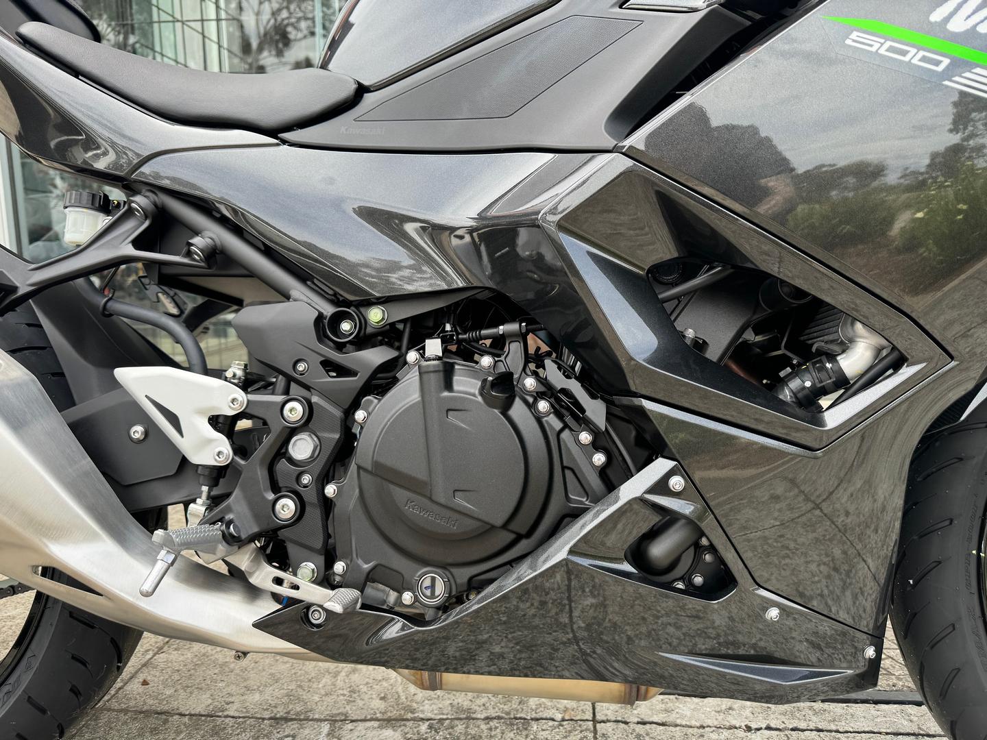2024 KAWASAKI NINJA 500 SPORTS
