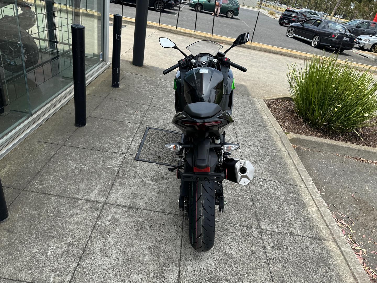 2024 KAWASAKI NINJA 500 SPORTS