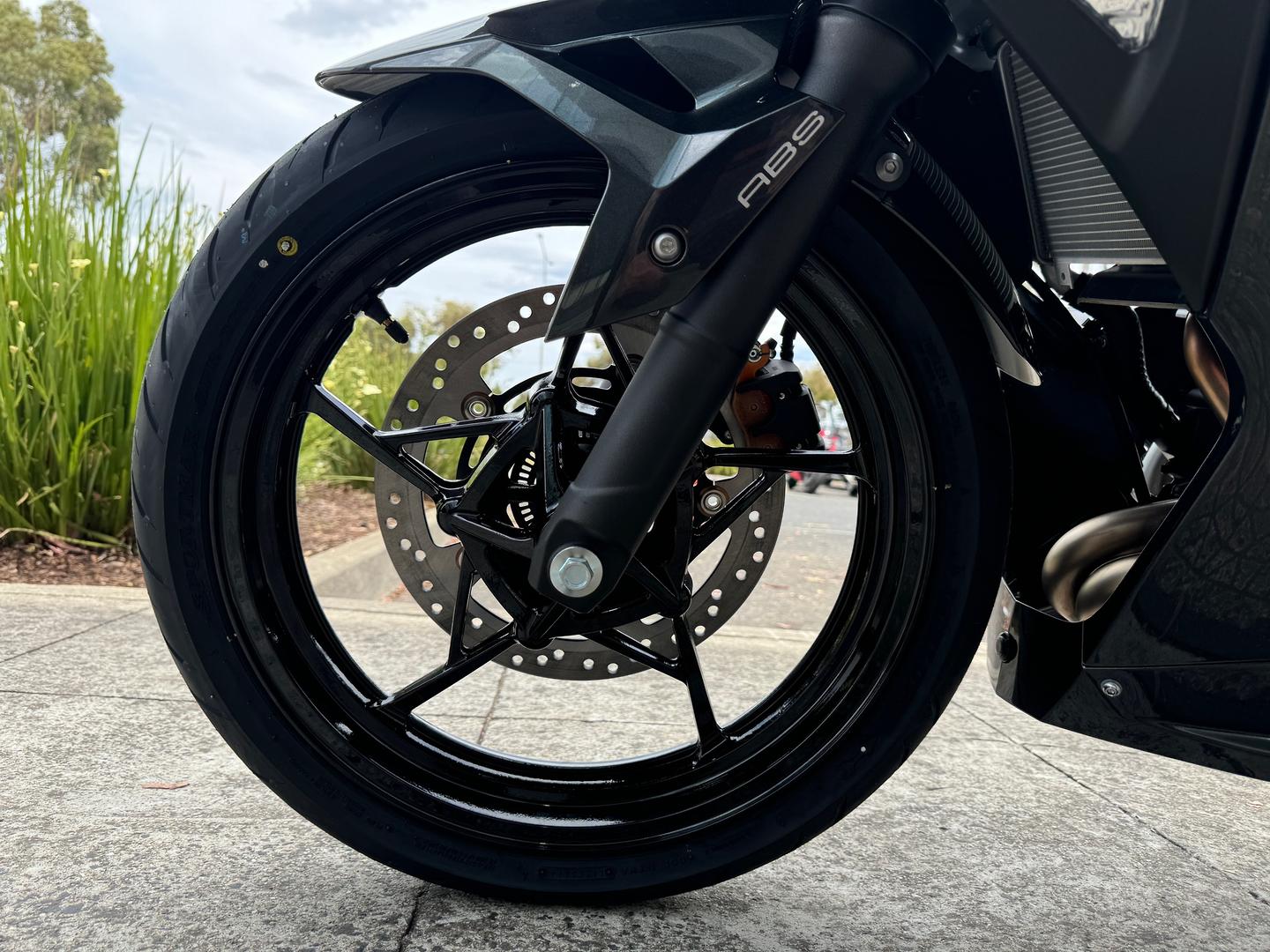 2024 KAWASAKI NINJA 500 SPORTS