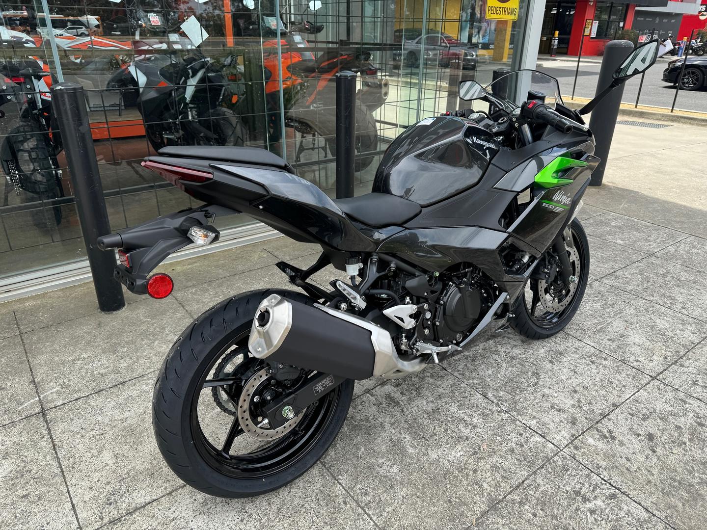 2024 KAWASAKI NINJA 500 SPORTS