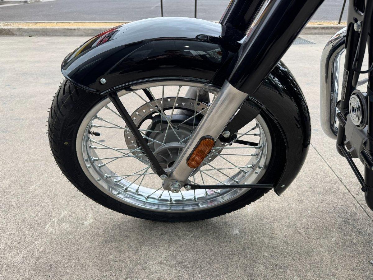 2025 ROYAL ENFIELD (SEE ALSO ENFIELD) BULLET 350 ROAD