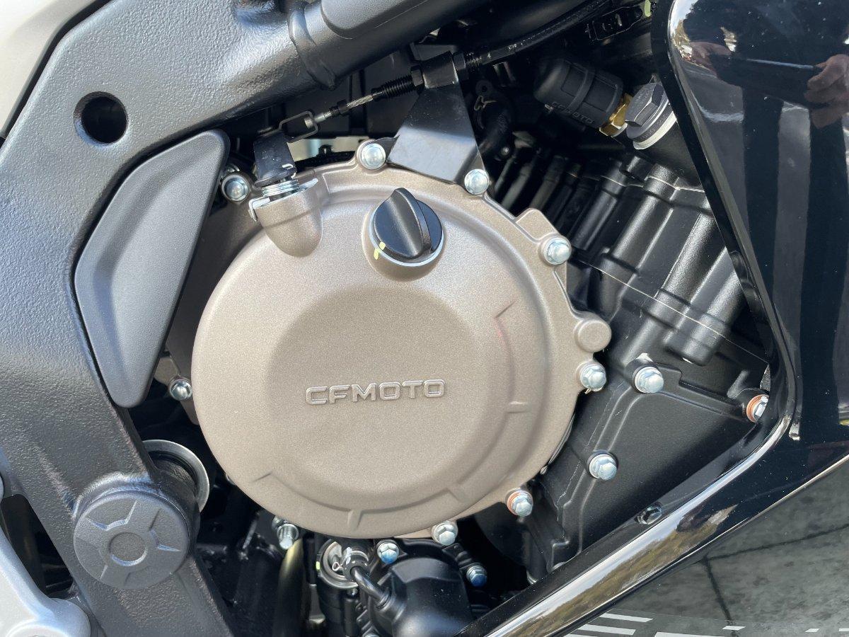 2025 CF MOTO 500 SR VOOM SPORTS