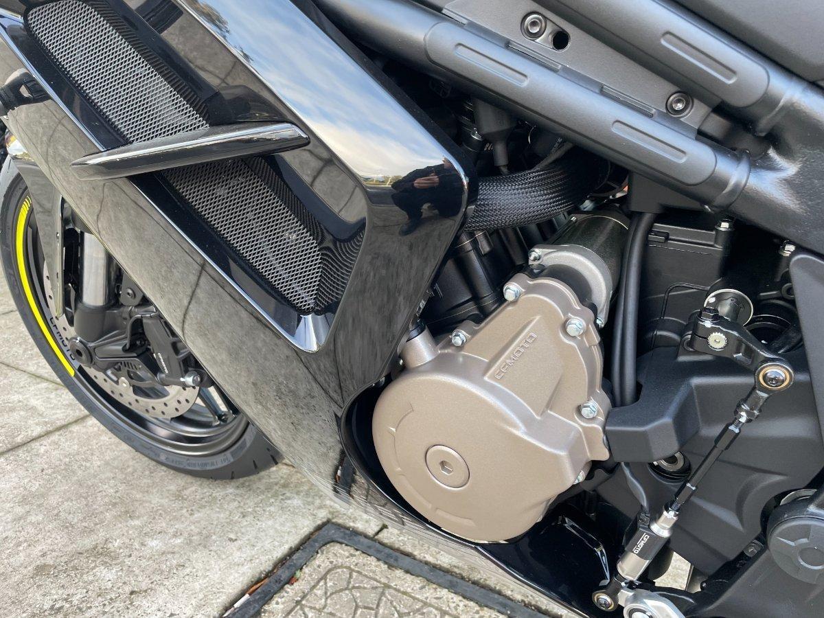 2025 CF MOTO 500 SR VOOM SPORTS