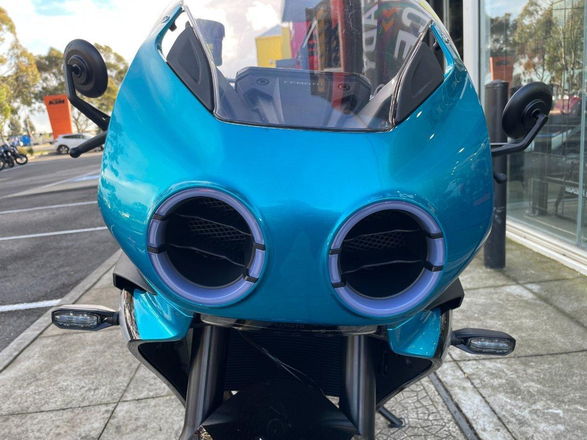 2025 CF MOTO 500 SR VOOM SPORTS
