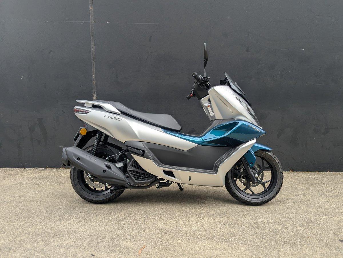 2025 CF MOTO 150 SC SCOOTER