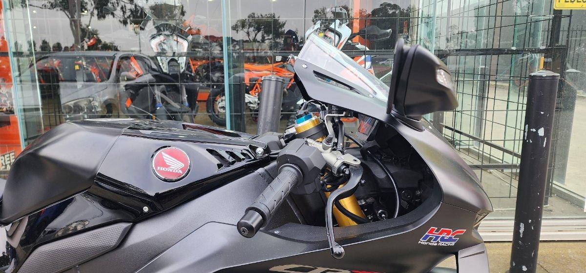 2025 HONDA CBR1000RR-R SP (FIREBLADE) ABS ROAD