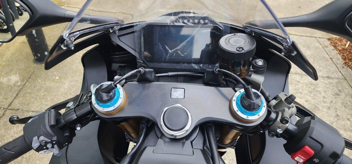 2025 HONDA CBR1000RR-R SP (FIREBLADE) ABS ROAD