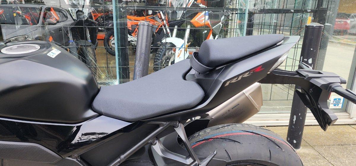 2025 HONDA CBR1000RR-R SP (FIREBLADE) ABS ROAD