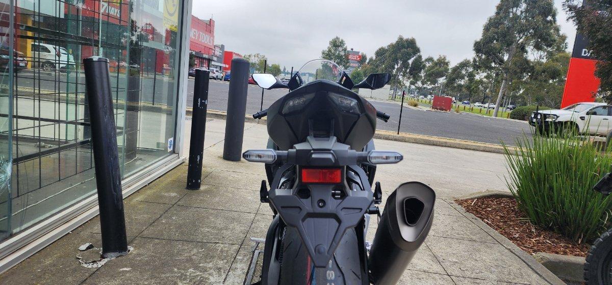 2025 HONDA CBR1000RR-R SP (FIREBLADE) ABS ROAD
