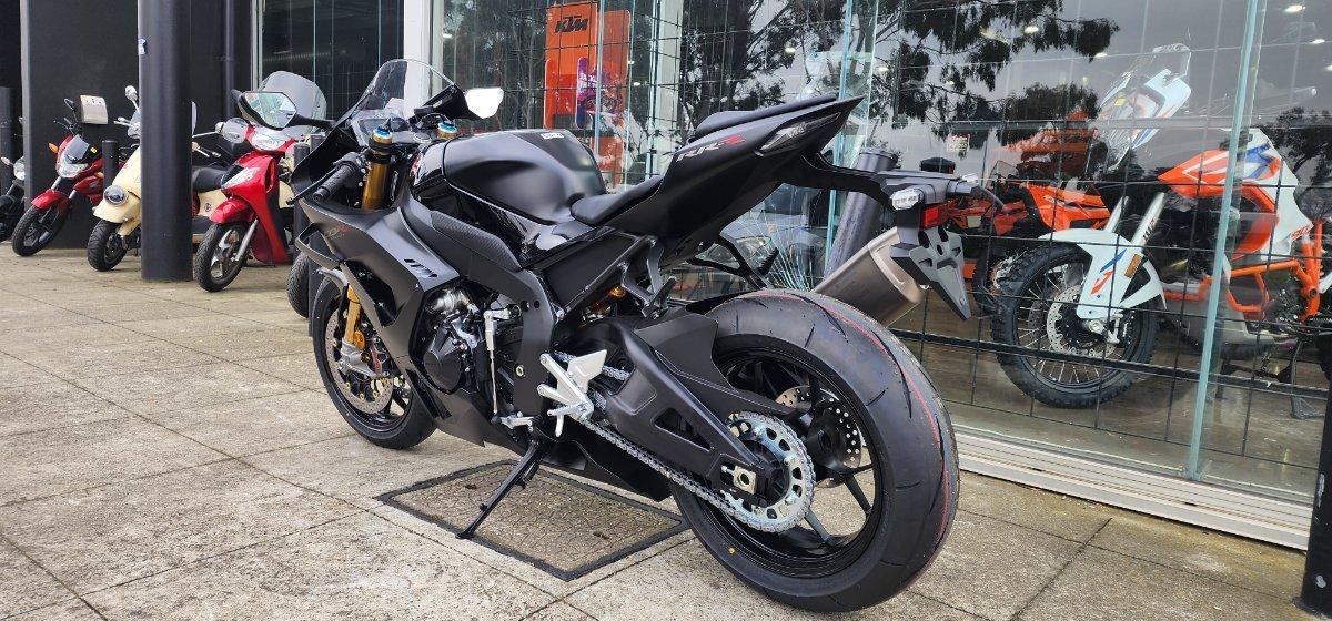 2025 HONDA CBR1000RR-R SP (FIREBLADE) ABS ROAD