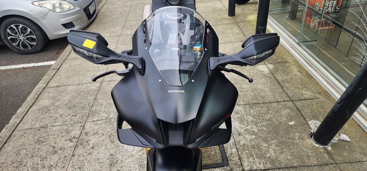 2025 HONDA CBR1000RR-R SP (FIREBLADE) ABS ROAD