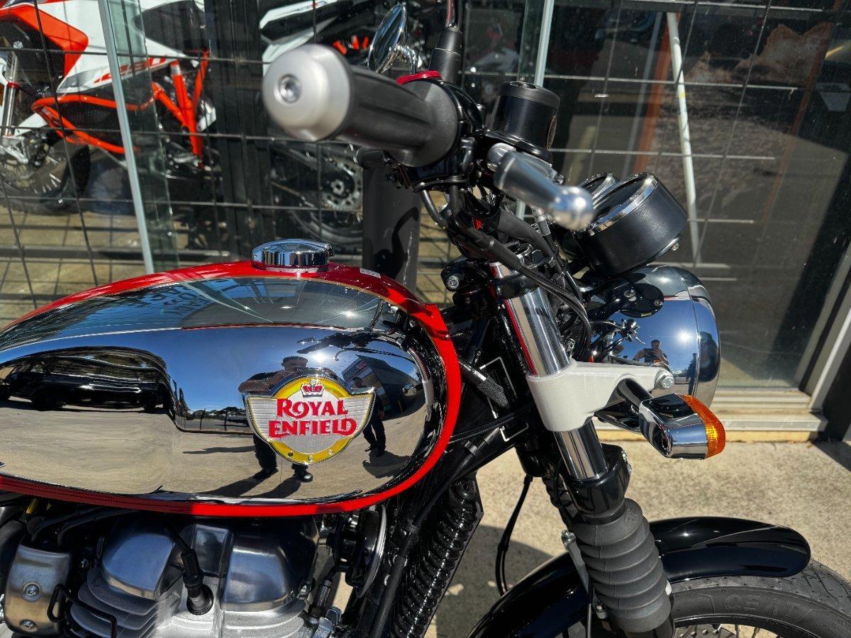 2025 ROYAL ENFIELD (SEE ALSO ENFIELD) INTERCEPTOR 650 E5 CLASSIC ROAD